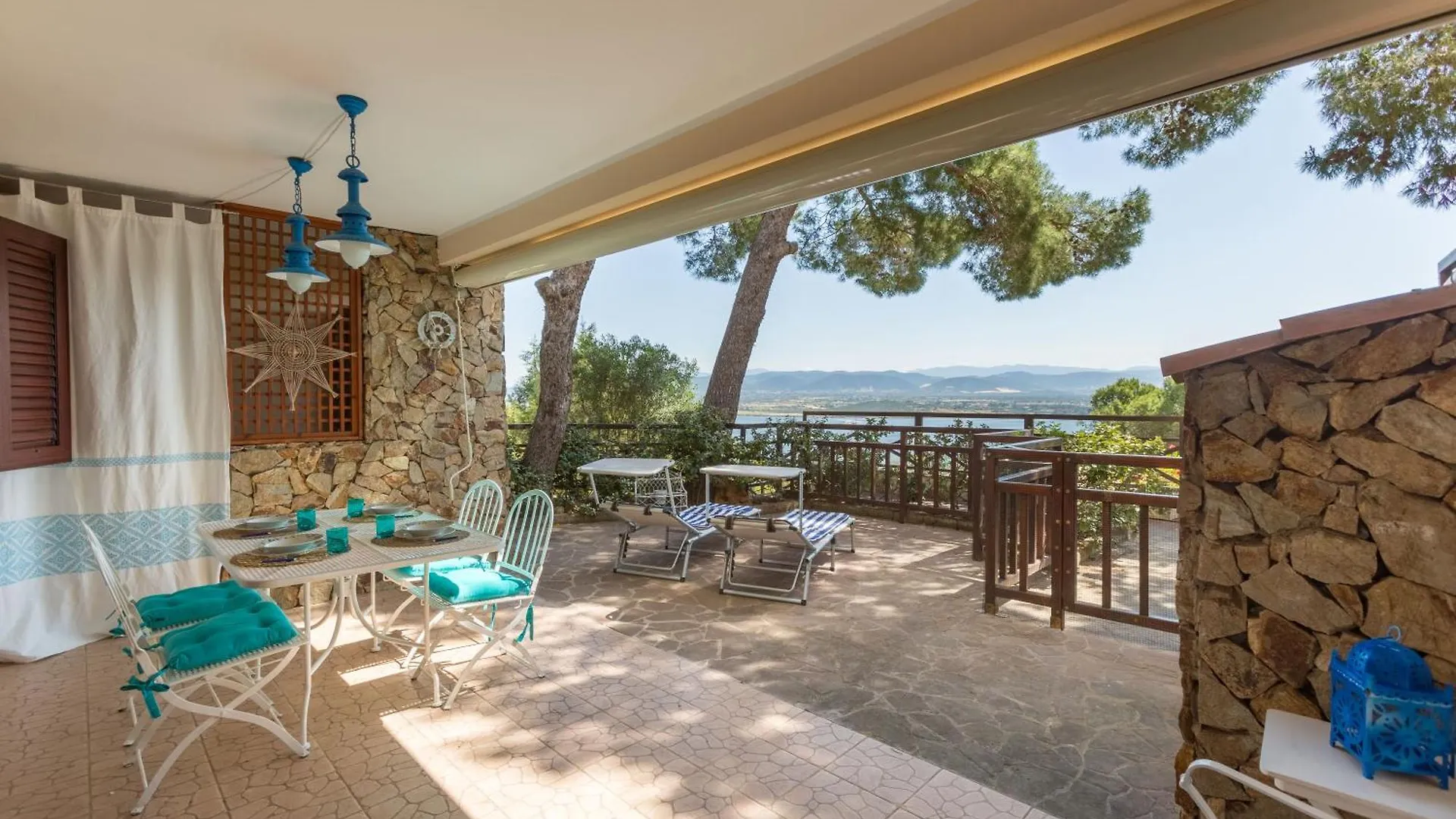 Splendid View Apartment With Shared Swimming Pool - Porto Pino Hill